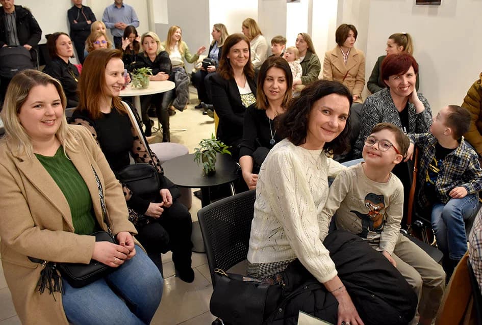 Požežanima predstavljena knjiga „Downom sindrom i prehrana“