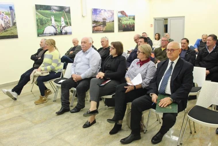Održana zanimljiva edukativna tribina s građanima o sustavu civilne zaštite