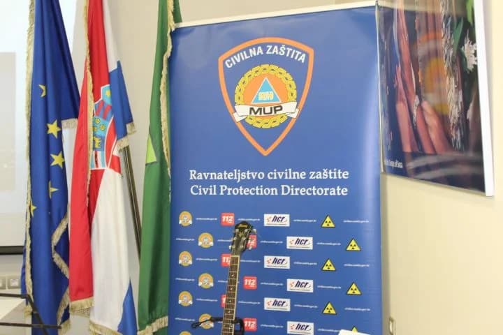 Održana zanimljiva edukativna tribina s građanima o sustavu civilne zaštite