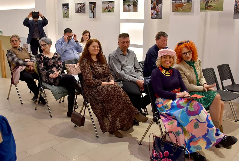 Predstavljena zbirka ljubavne poezije Irene Kalan
