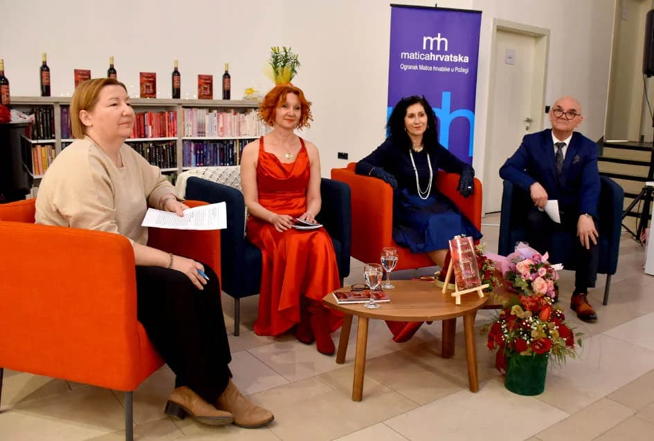 Predstavljena zbirka ljubavne poezije Irene Kalan