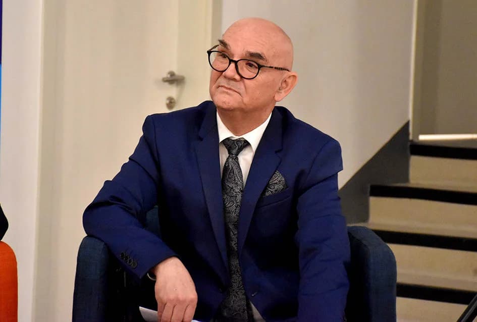 Predstavljena zbirka ljubavne poezije Irene Kalan
