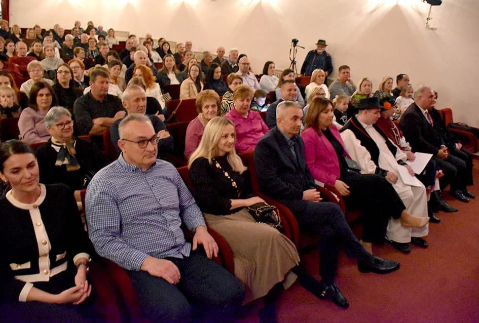„NJIHOVIH 20 GODINA“ – Slavljenički koncert Folklornog ansambla Požega