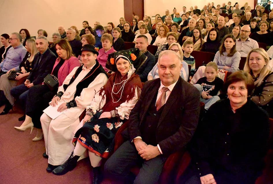 „NJIHOVIH 20 GODINA“ – Slavljenički koncert Folklornog ansambla Požega