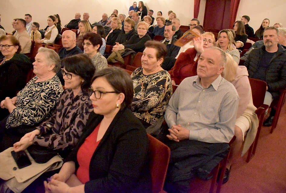 „NJIHOVIH 20 GODINA“ – Slavljenički koncert Folklornog ansambla Požega