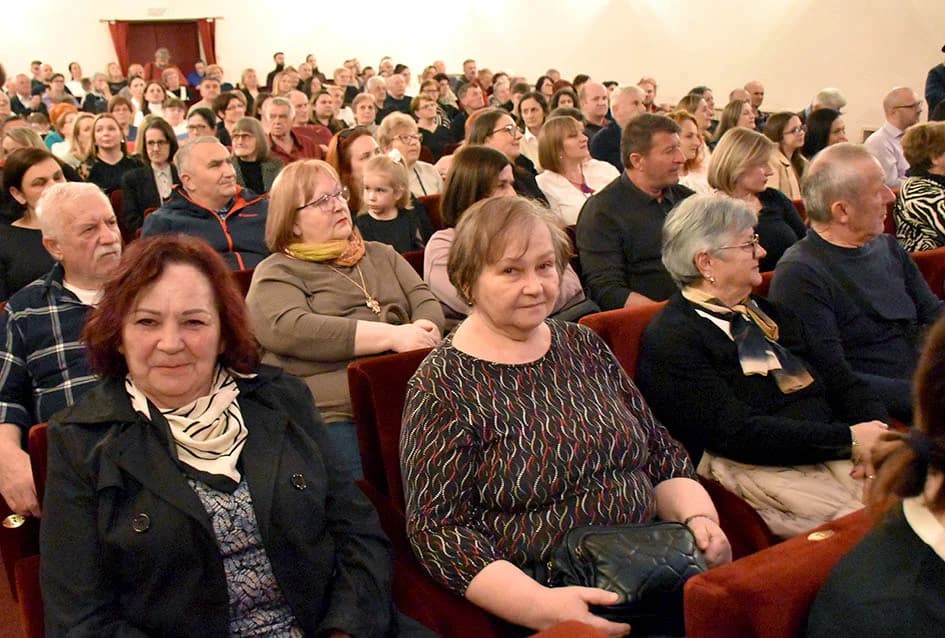 „NJIHOVIH 20 GODINA“ – Slavljenički koncert Folklornog ansambla Požega