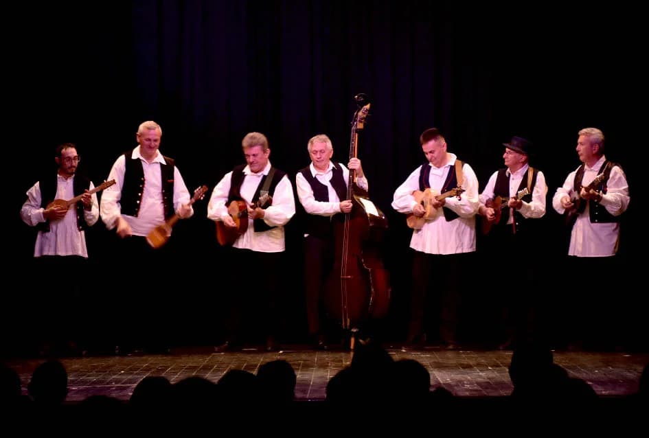 „NJIHOVIH 20 GODINA“ – Slavljenički koncert Folklornog ansambla Požega