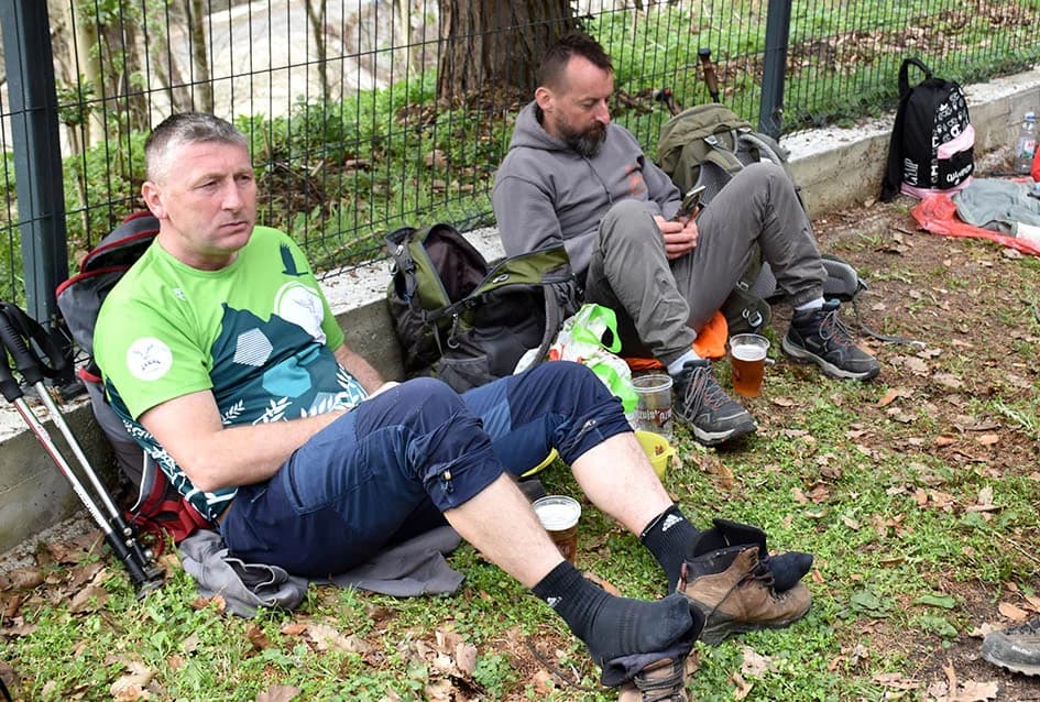 PAPUČKI JAGLACI 2025.: Brojni planinari pohodili sedam staza