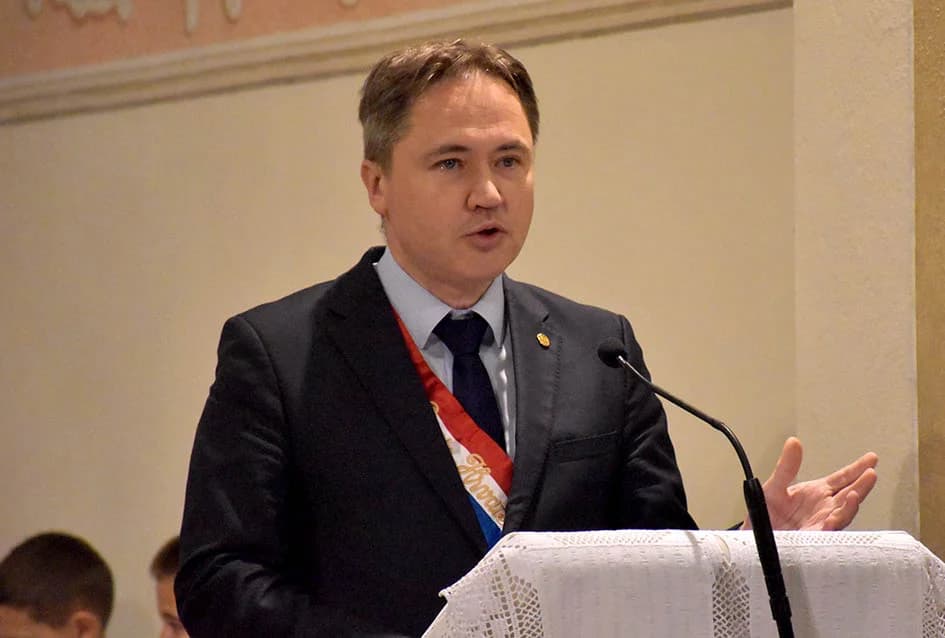 Otkrivena bista blaženom Alojziju Stepincu u Stražemanu