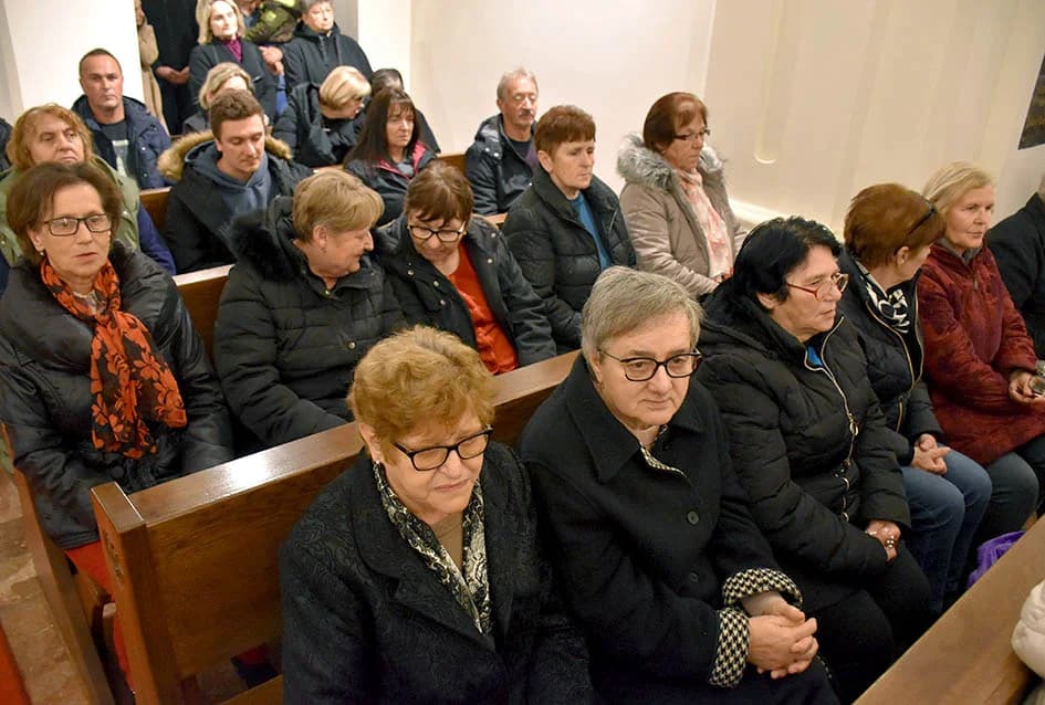Otkrivena bista blaženom Alojziju Stepincu u Stražemanu