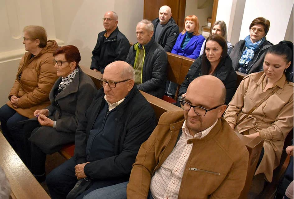 Otkrivena bista blaženom Alojziju Stepincu u Stražemanu