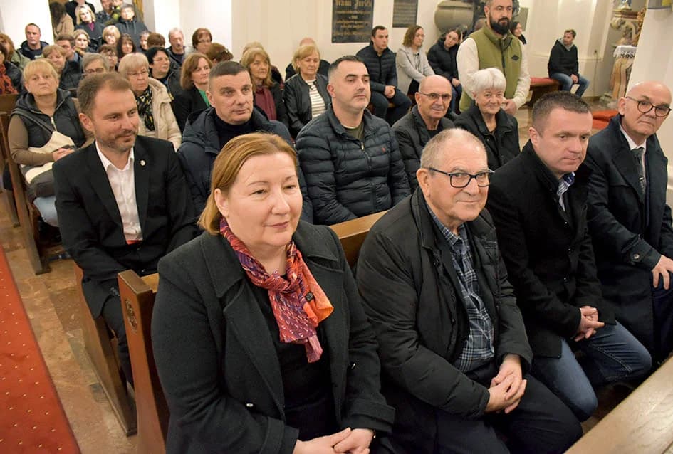 Otkrivena bista blaženom Alojziju Stepincu u Stražemanu