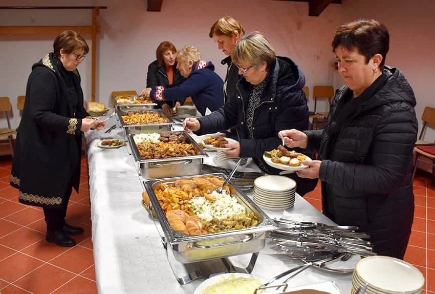 Otkrivena bista blaženom Alojziju Stepincu u Stražemanu