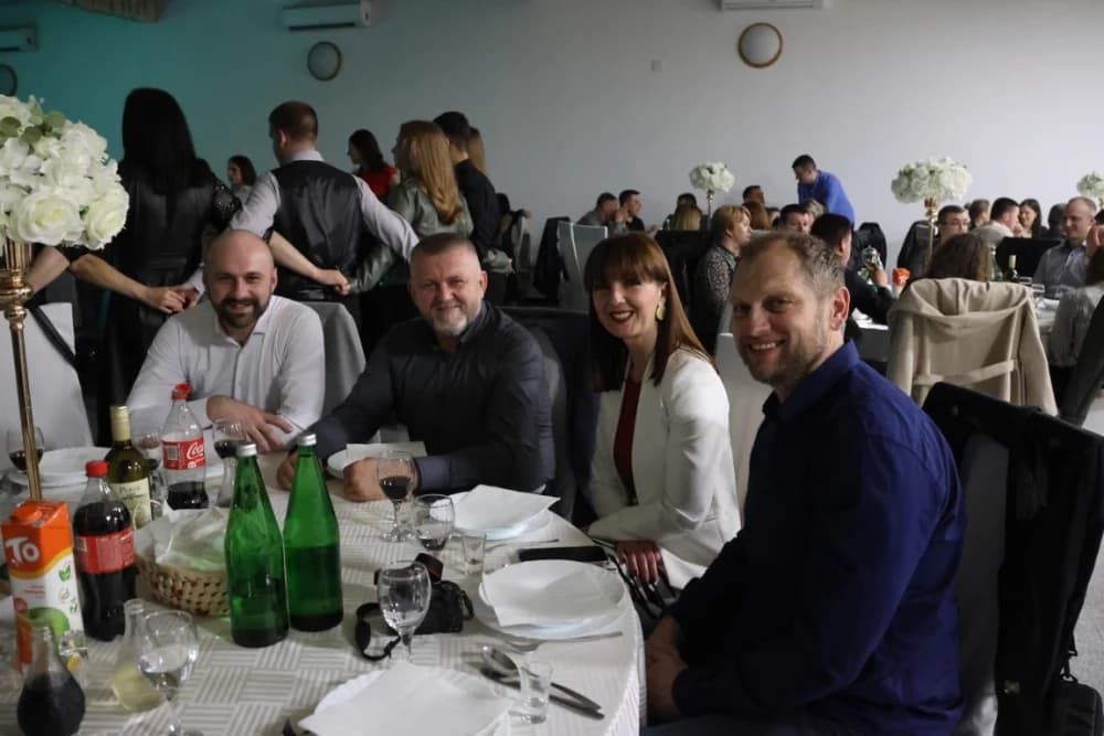 Prva Tamburaška zabava okupila više od 150 posjetitelja i gostiju, a svirali su Ravnica i Astal
