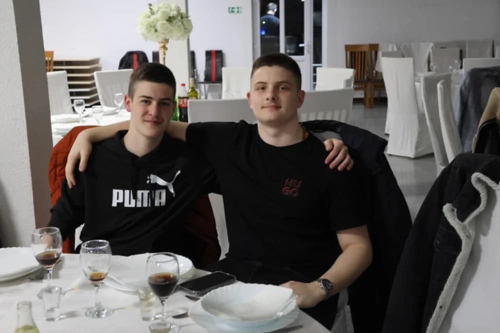 Prva Tamburaška zabava okupila više od 150 posjetitelja i gostiju, a svirali su Ravnica i Astal