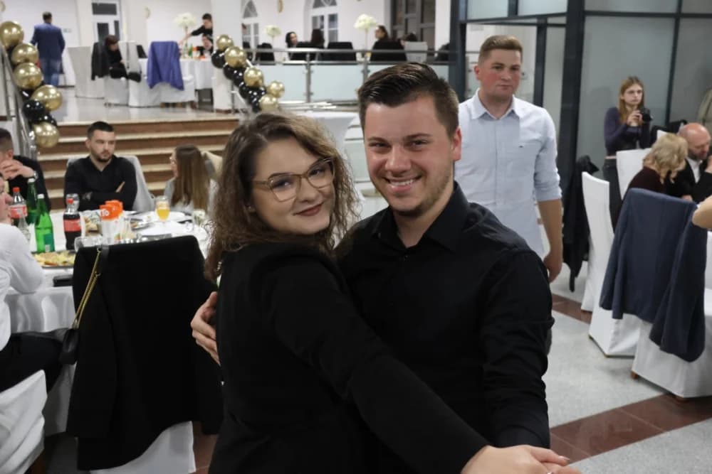 Prva Tamburaška zabava okupila više od 150 posjetitelja i gostiju, a svirali su Ravnica i Astal