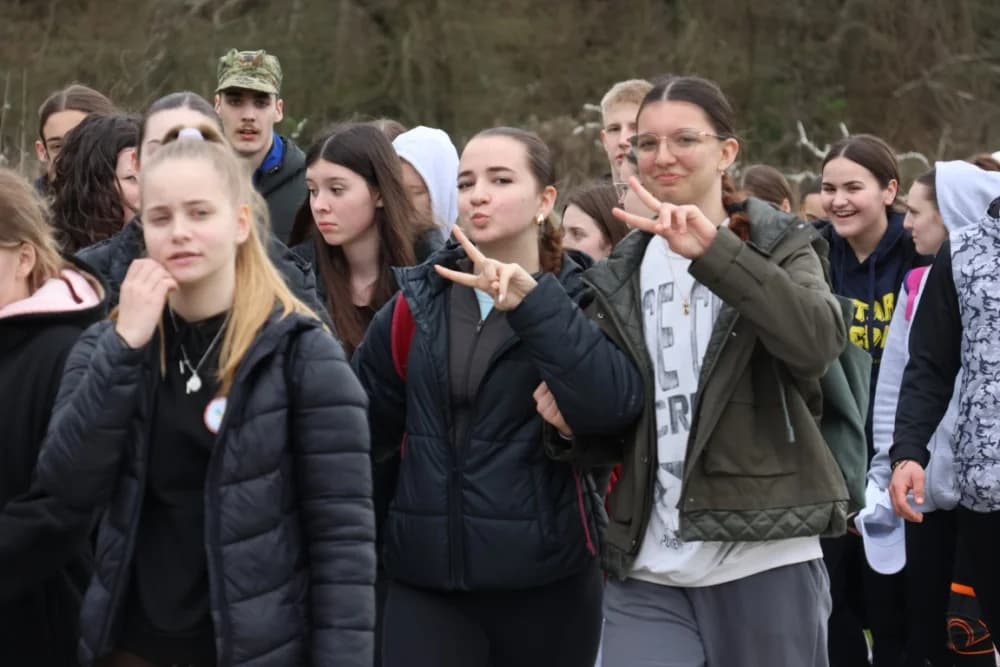 Gotovo tisuću mladih i onih malo starijih u ovogodišnjem 46-kilometarskom križnom putu