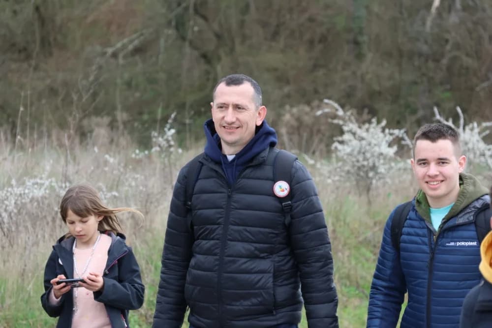 Gotovo tisuću mladih i onih malo starijih u ovogodišnjem 46-kilometarskom križnom putu