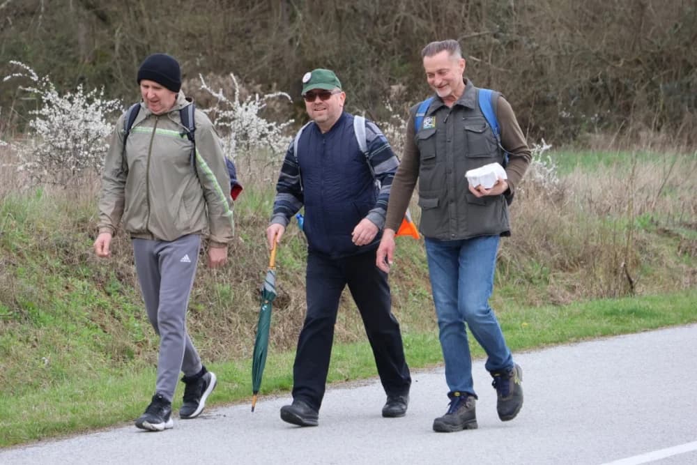 Gotovo tisuću mladih i onih malo starijih u ovogodišnjem 46-kilometarskom križnom putu