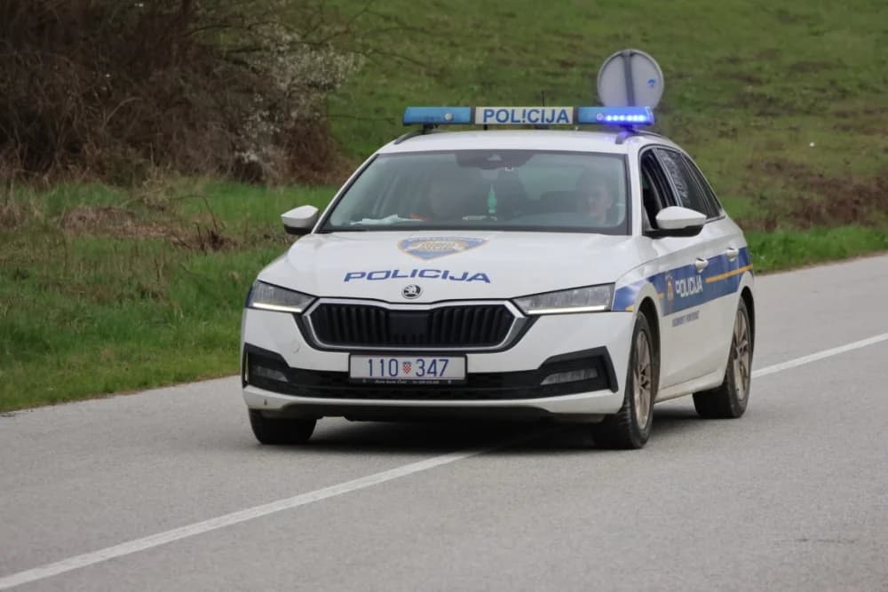 Gotovo tisuću mladih i onih malo starijih u ovogodišnjem 46-kilometarskom križnom putu