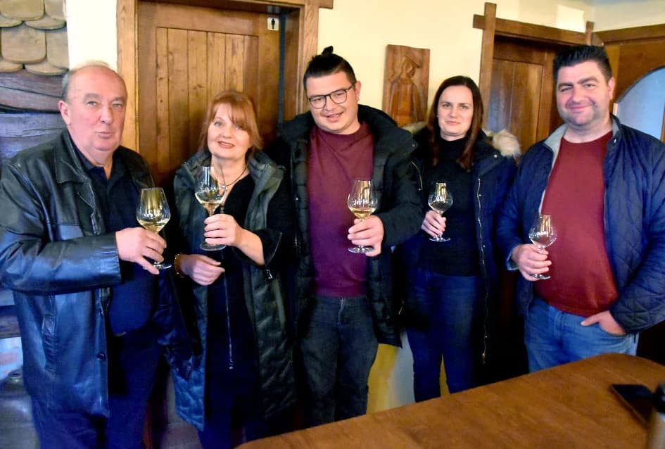 Vetovčki vinari u posjetu hrvatskom Podunavlju
