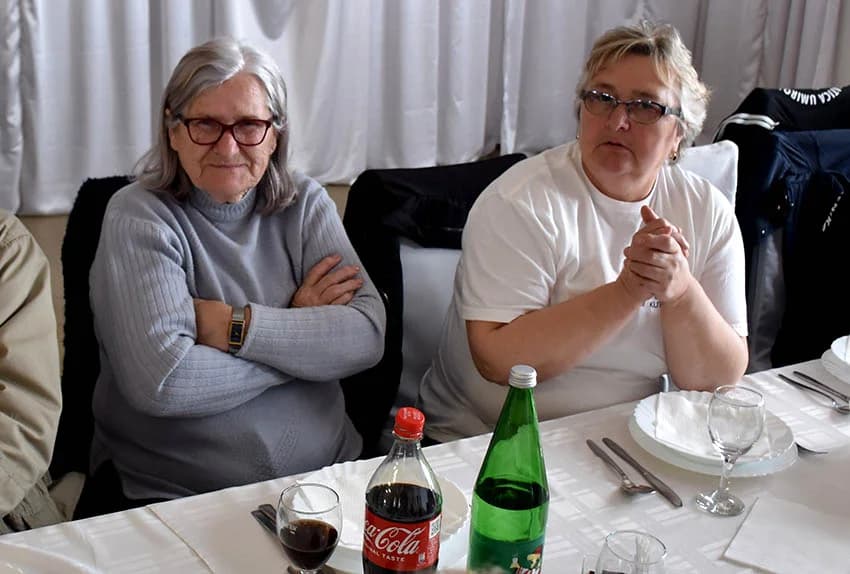Umirovljenici Čaglina i umirovljenice Kaptola pobjednici županijskog natjecanja u pikadu