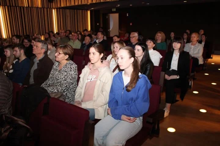 Potresno svjedočanstvo o obraćenju bračnog para Žilavi