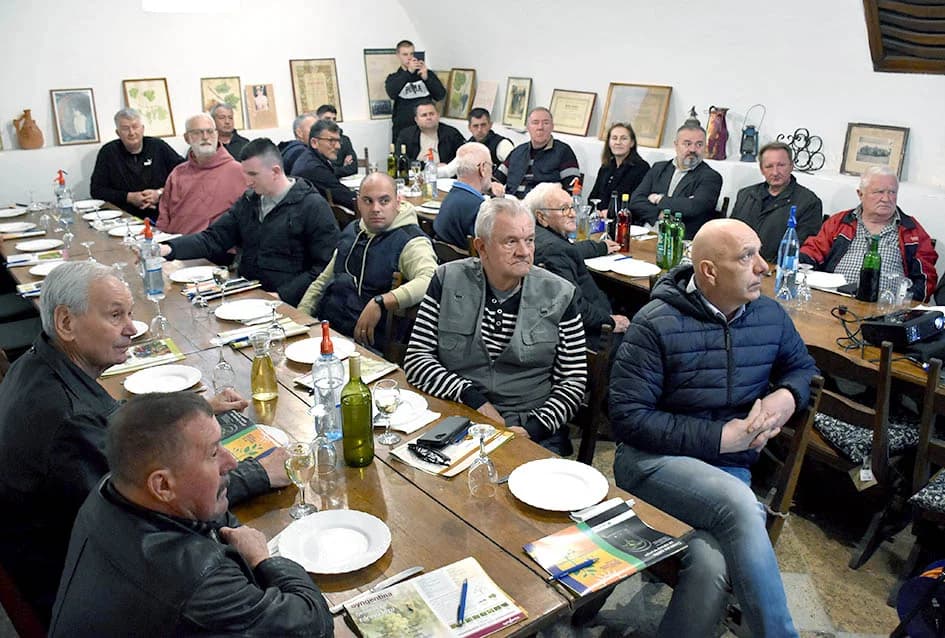 UDRUGA „STJEPAN KOYDL“ IZ POŽEGE: Održali skupštinu i stručno predavanje
