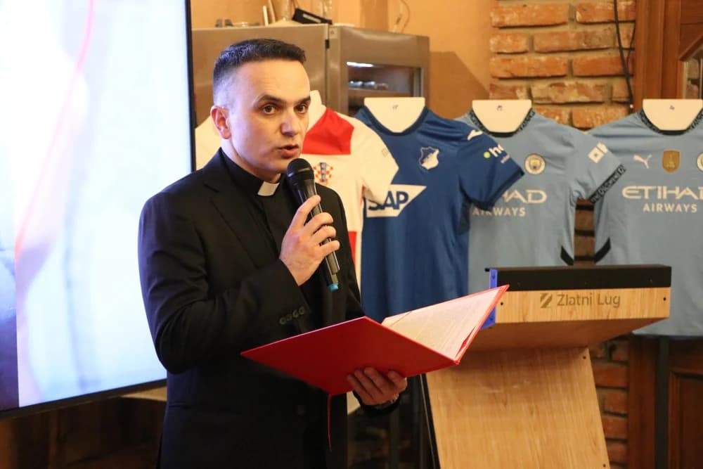 Aukcijska dobrotvorna večer Zaklade Požeške biskupije za pomoć učenicima i studentima