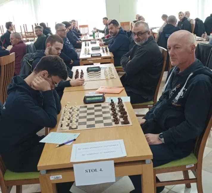 Nakon tri kola pleternički Šahovski klub Vina Markota na drugom mjestu