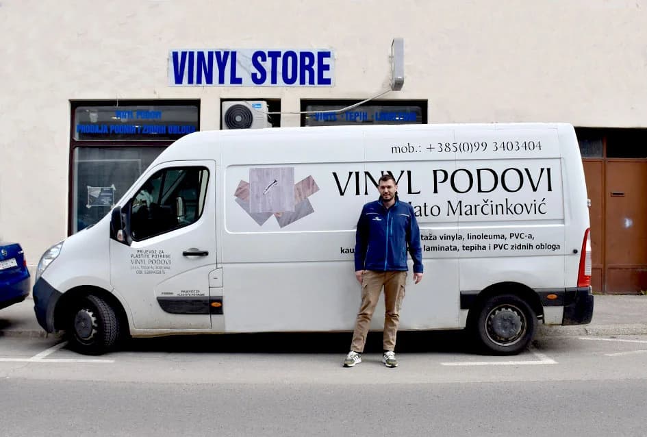 Sutra, otvorenje salona „Viniyl store“u Radićevoj ulici - u ponudi materijali za oblaganje podova i zidova