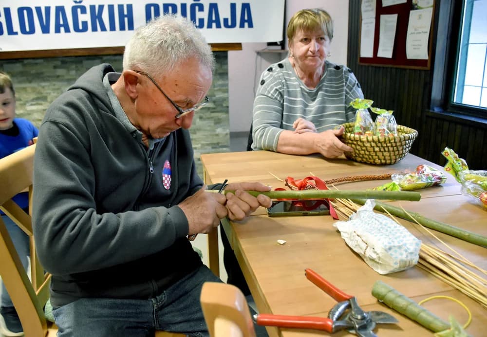 MATICA SLOVAČKA “KUKUČIN – KUNTARIĆ” IZ JAKŠIĆA: Njeguju obačaje starog kraja