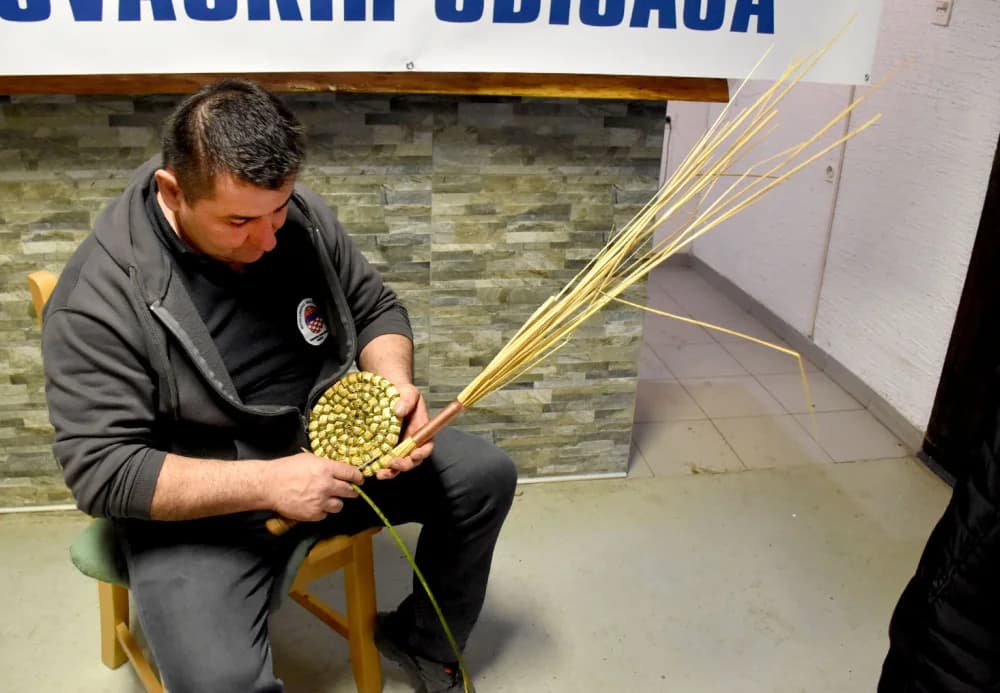 MATICA SLOVAČKA “KUKUČIN – KUNTARIĆ” IZ JAKŠIĆA: Njeguju obačaje starog kraja