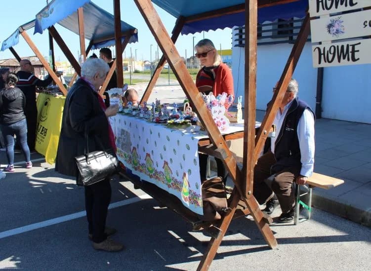 Održan tradicionalni Uskrsni sajam na prostoru Gradske tržnice Pleternica