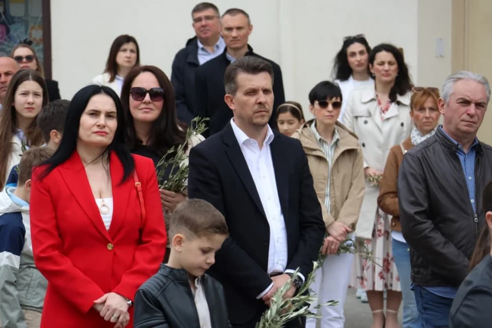 Procesija ulicama grada Požege o blagdanu Cvjetnice – Nedjelje Muke Gospodnje (FOTOGALERIJA)