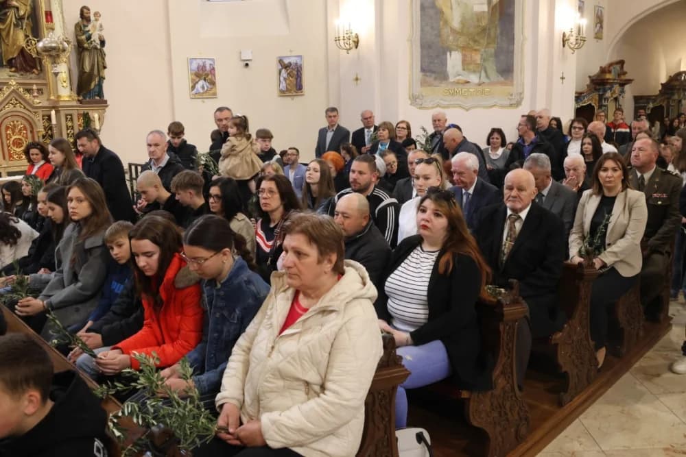 /FOTOGALERIJA/ Nedjelja Muke Gospodnje – Cvjetnica u požeškoj Katedrali