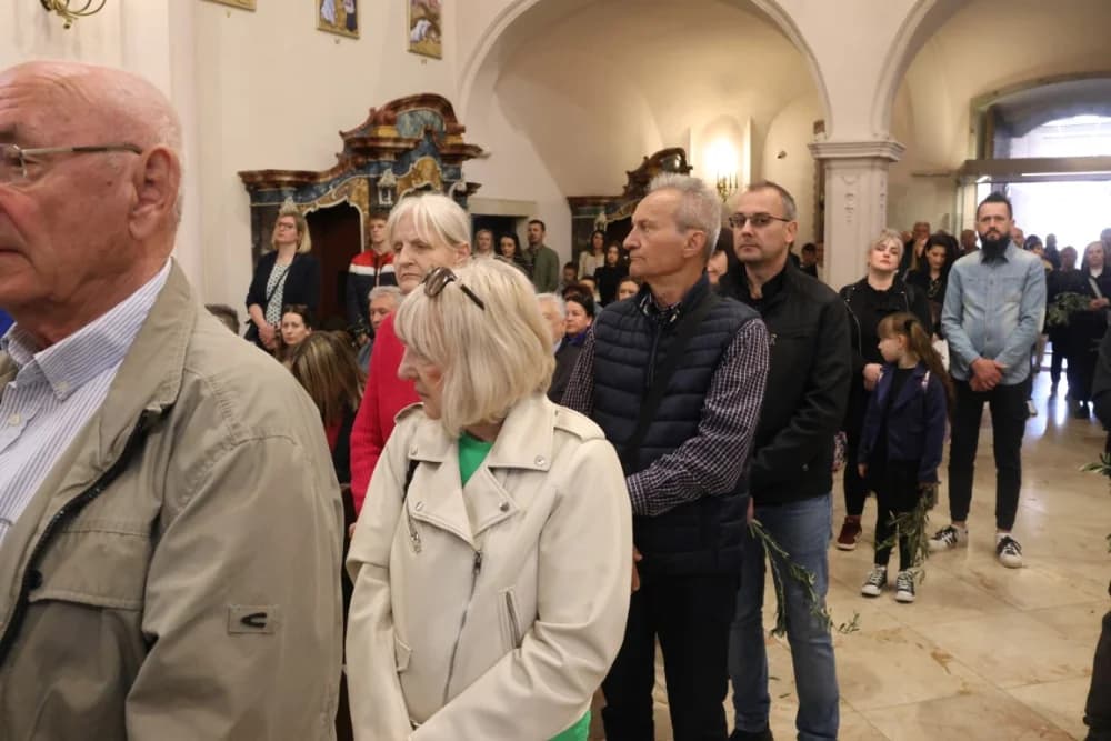 /FOTOGALERIJA/ Nedjelja Muke Gospodnje – Cvjetnica u požeškoj Katedrali