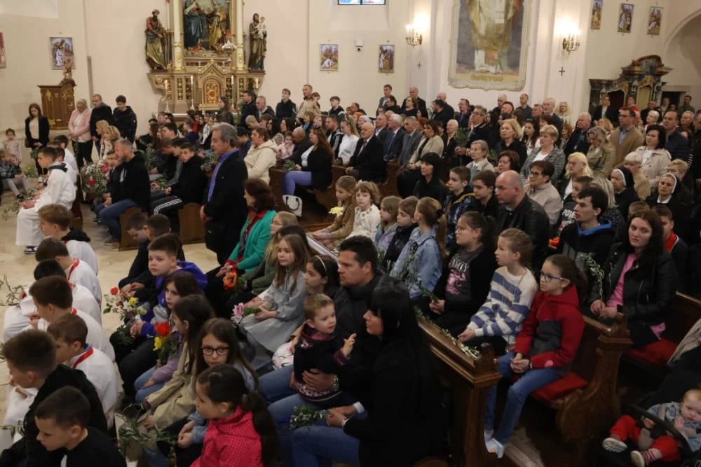 /FOTOGALERIJA/ Nedjelja Muke Gospodnje – Cvjetnica u požeškoj Katedrali