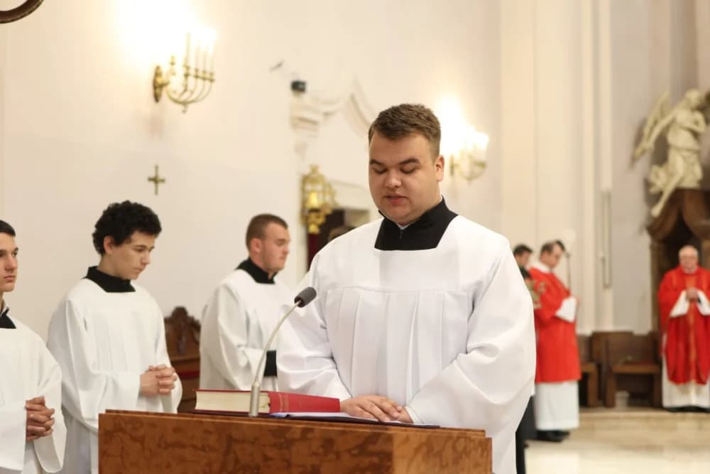 /FOTOGALERIJA/ Nedjelja Muke Gospodnje – Cvjetnica u požeškoj Katedrali