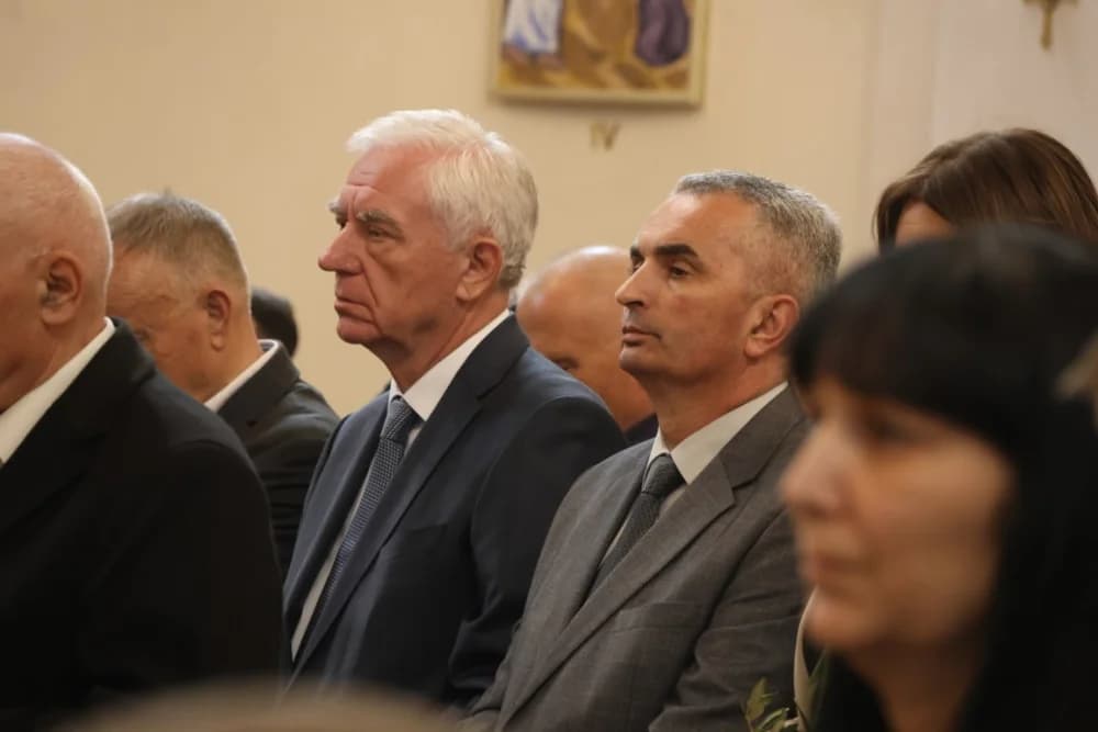 /FOTOGALERIJA/ Nedjelja Muke Gospodnje – Cvjetnica u požeškoj Katedrali