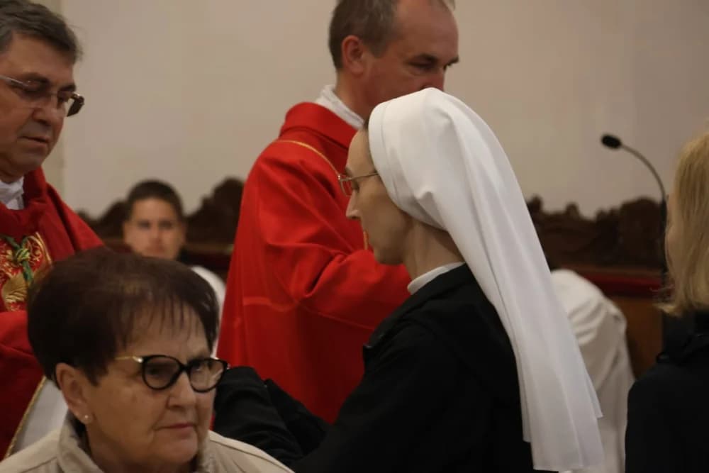 /FOTOGALERIJA/ Nedjelja Muke Gospodnje – Cvjetnica u požeškoj Katedrali