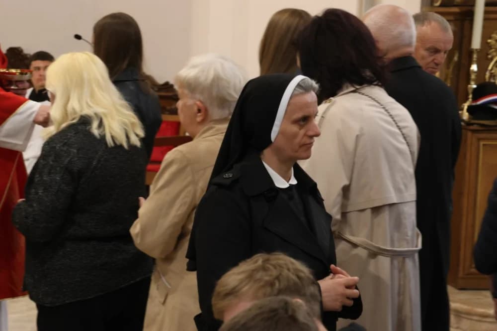 /FOTOGALERIJA/ Nedjelja Muke Gospodnje – Cvjetnica u požeškoj Katedrali