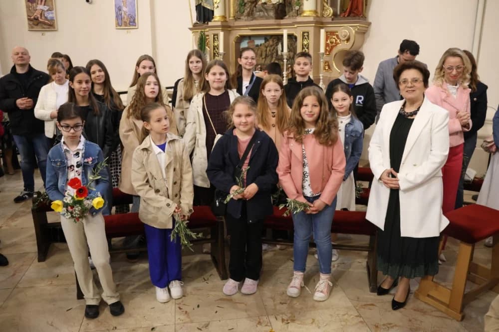 /FOTOGALERIJA/ Nedjelja Muke Gospodnje – Cvjetnica u požeškoj Katedrali