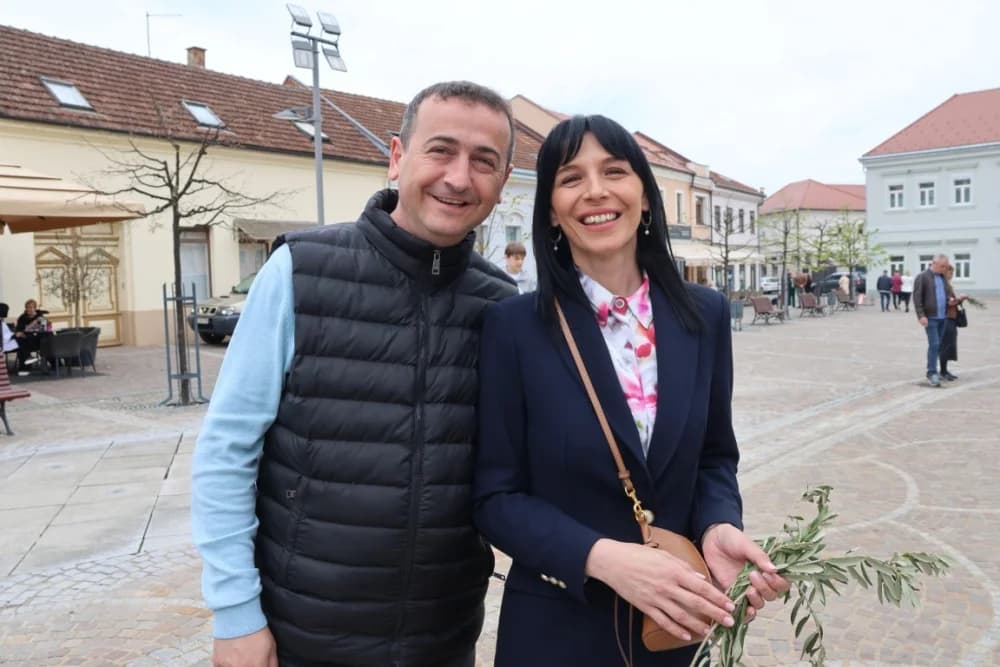 /FOTOGALERIJA/ Nedjelja Muke Gospodnje – Cvjetnica u požeškoj Katedrali