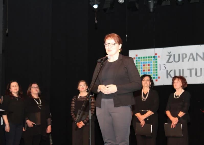 Ovogodišnji 13. županijski kulturni mozaik u Pleternici okupio brojne čuvare tradicije, običaja i kulturne baštine