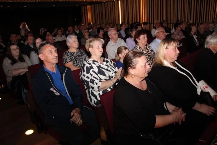 Ovogodišnji 13. županijski kulturni mozaik u Pleternici okupio brojne čuvare tradicije, običaja i kulturne baštine