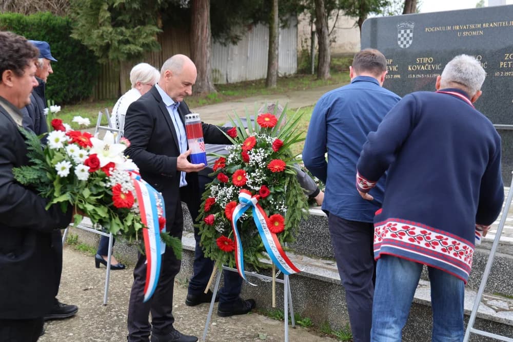 OBILJEŽAVANJE DANA OPĆIN ČAGLIN: Nagrade primili Ivona Švajda, Robert Garc i OPG Mijat Barišić, a zahvalnicu Martin Tarrody