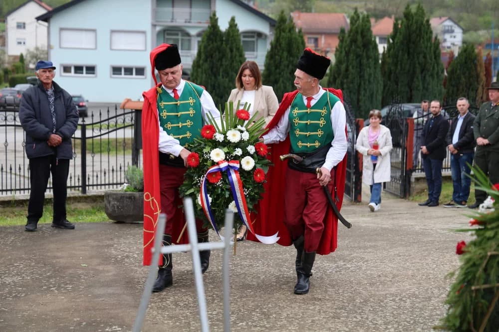 OBILJEŽAVANJE DANA OPĆIN ČAGLIN: Nagrade primili Ivona Švajda, Robert Garc i OPG Mijat Barišić, a zahvalnicu Martin Tarrody