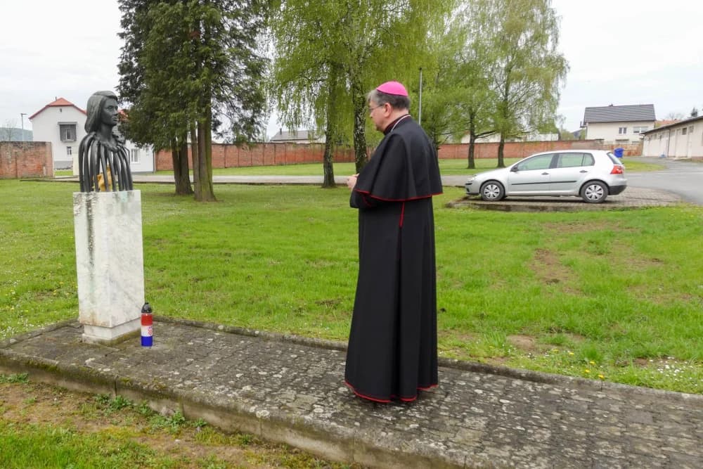 Biskup Ivo pohodio požeški zatvor