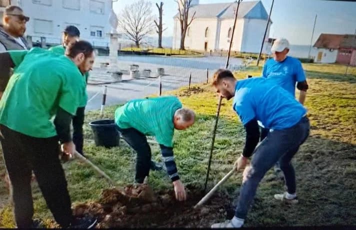 Novoizgrađeno dječje igralište u Požeškim sesvetama na radost djece i njihovih roditelja